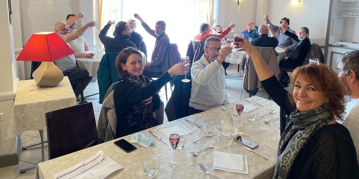 Les Gourmets d'Horizonia se retrouvent au restaurant