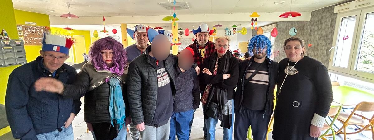 Au bal, au bal masqué, ohé ohé...