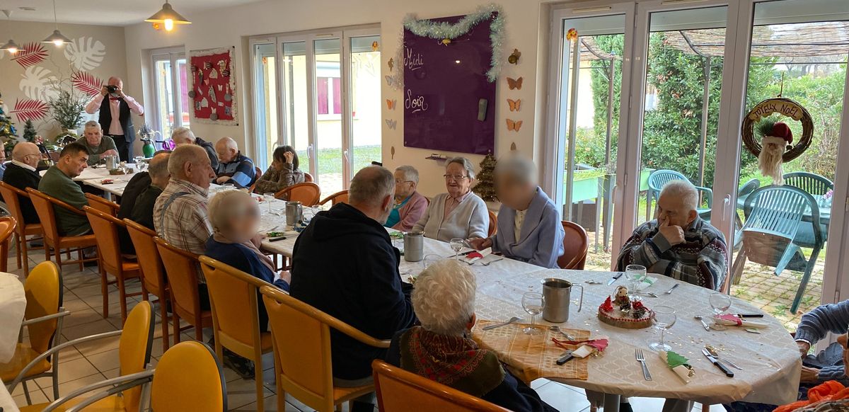 Traditionnel repas de Noel aux Thuyas